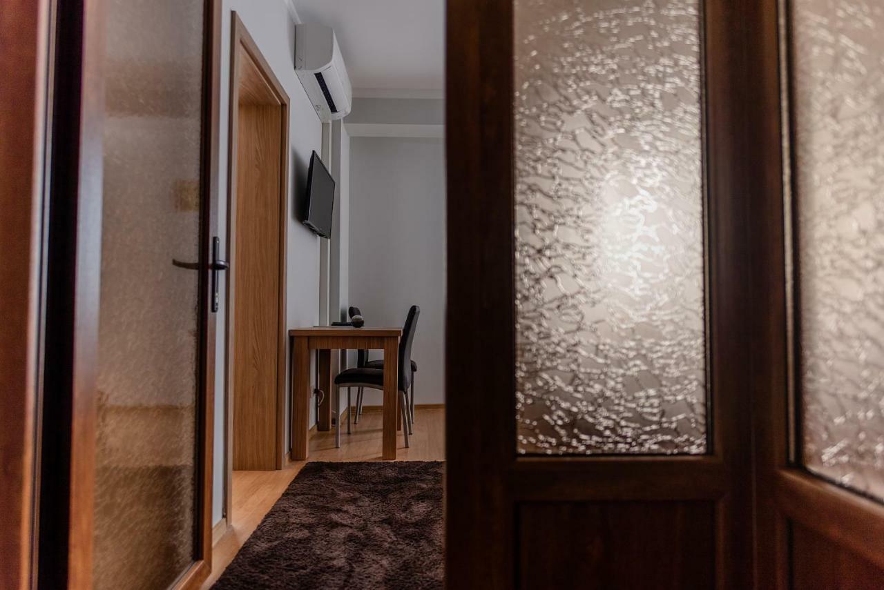 Elis Residence Cluj-Napoca Exteriör bild